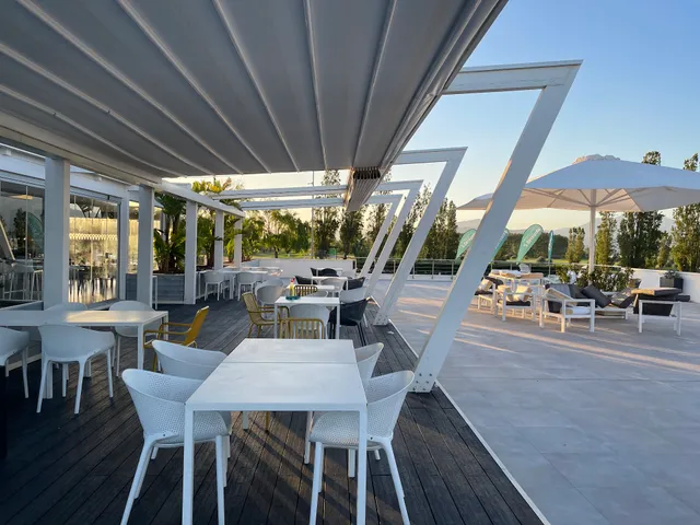 Quadrifoglio Village