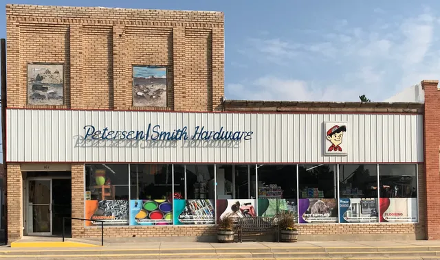 Petersen Smith Hardware