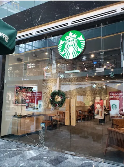 Starbucks Fashion Drive