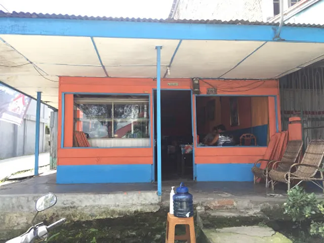 RUMAH MAKAN BERASTAGI KABANJAHE