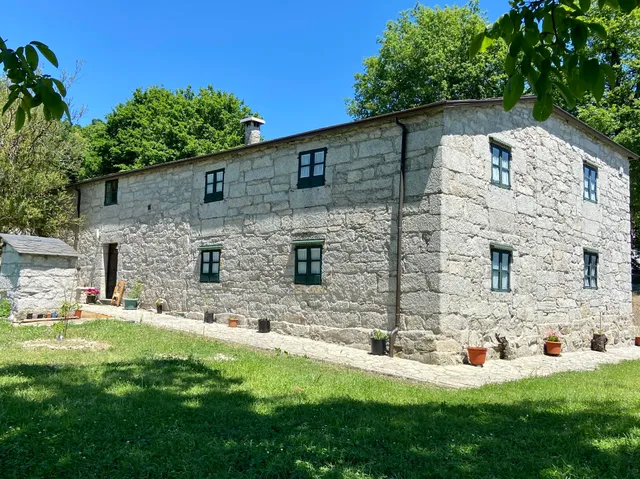 Albergue Rectoral de Romeán