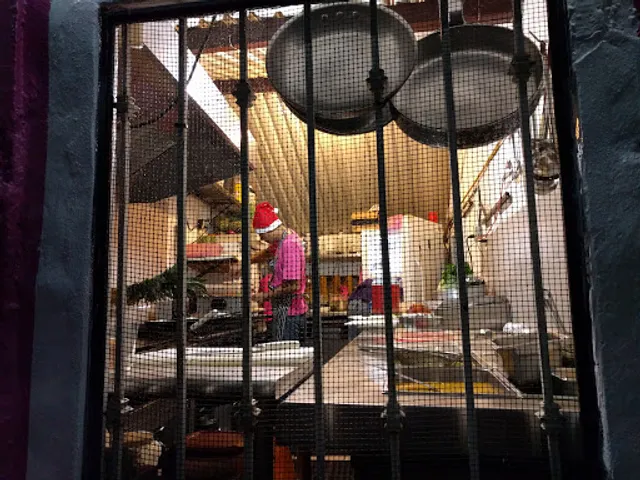 Jorges Hideaway Shrimp Shack