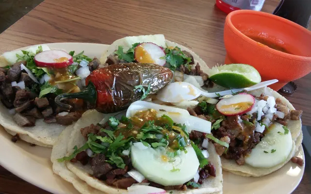 La Tapatia Tienda Hispana