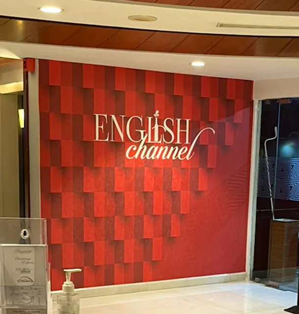 Saarangi Veg Restaurant _ The Royal Comfort