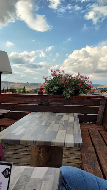 Oh rond point des pistes Chez Zaza