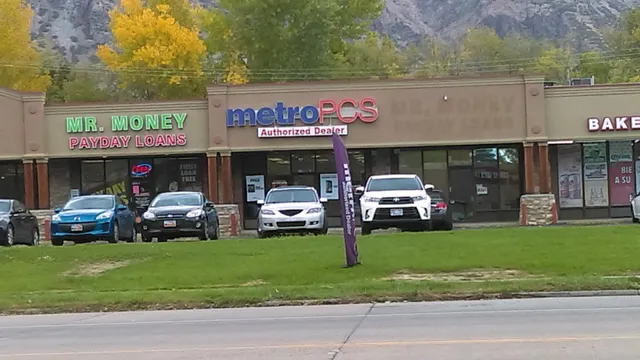 Five Points Plaza Retail Center