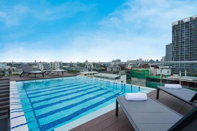 Hotel Amber Sukhumvit 85