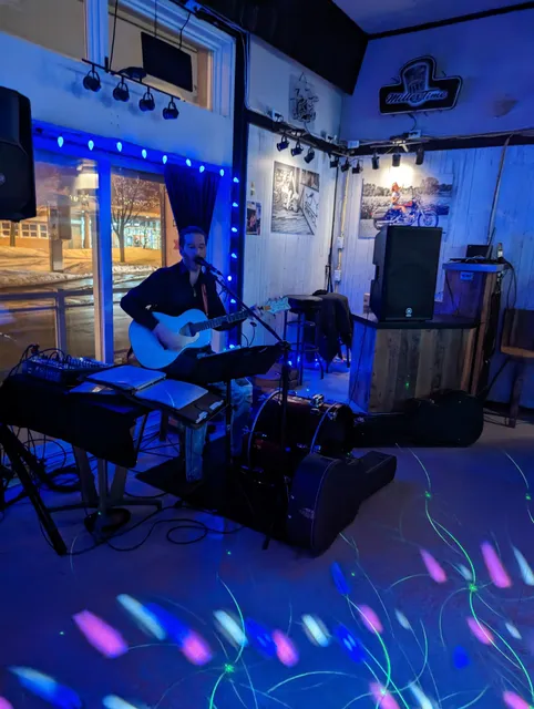 Brasserie au 207 Inc