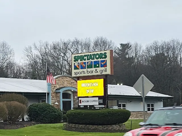Spectators Sports Bar & Grill