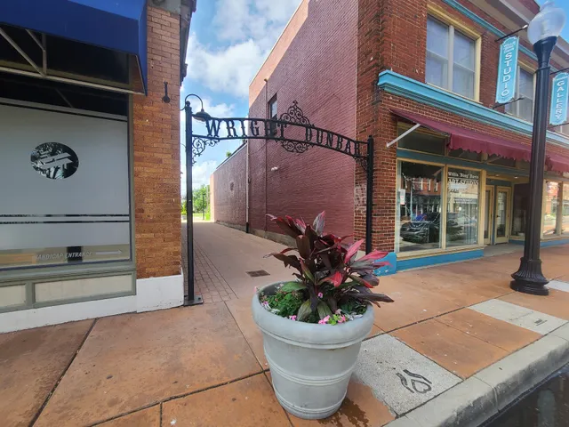 Willis Bing Davis Art Studio