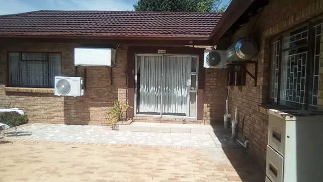 Quereba Bed & Breakfast (Pty) Ltd