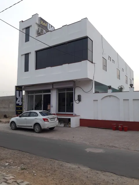 Hotel U4