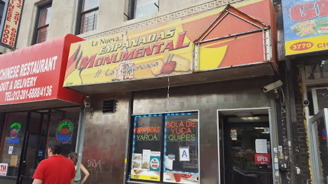 Empanadas Monumental