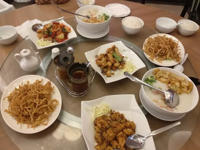 ta Wan Restaurant • TSM Bandung