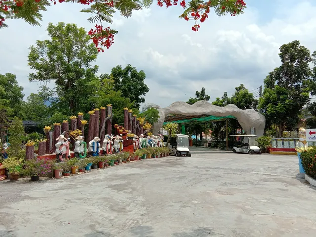 Suannamphukradueng Resort and Hotel