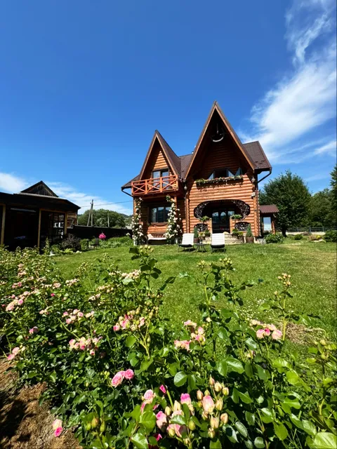 Sadyba Malanka U Karpatakh