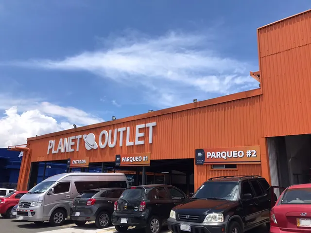 Planet Outlet CR
