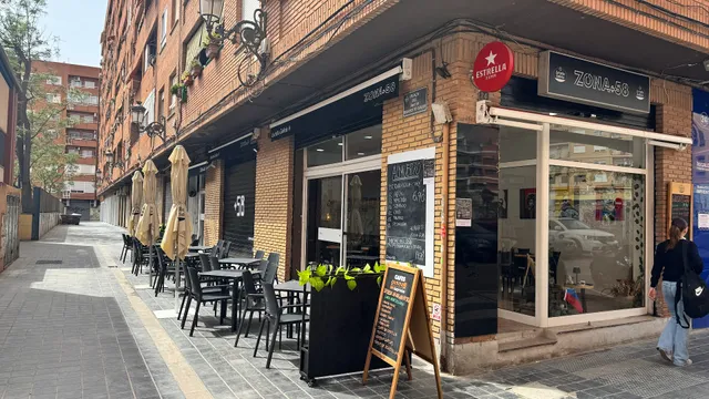 Zona +58 RESTAURANTE VENEZOLANO Caribe y Mediterraneo en un bocado