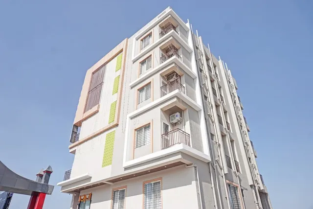 Collection O 87776 Hotel Royal Imperio 2