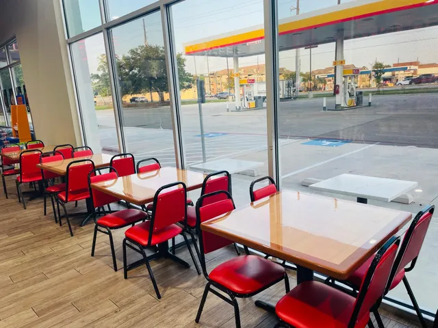 Curry and Grill - Humble