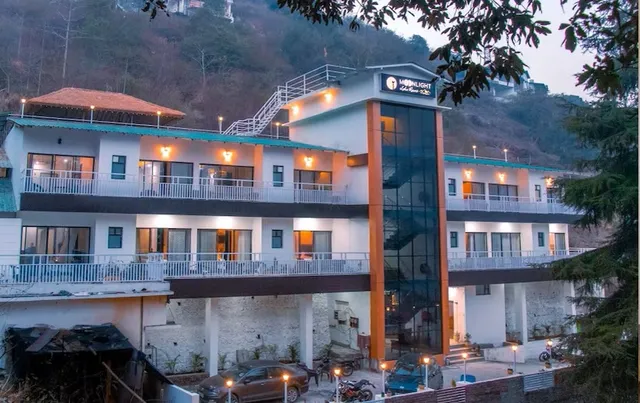 Moonlight Lake Resort Bhimtal