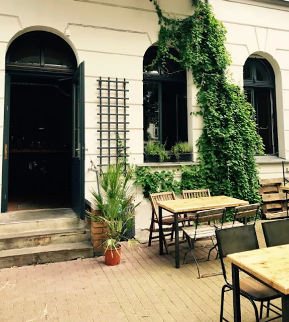 Herr Lindemann Cocktail Bar auf Kräuterbasis