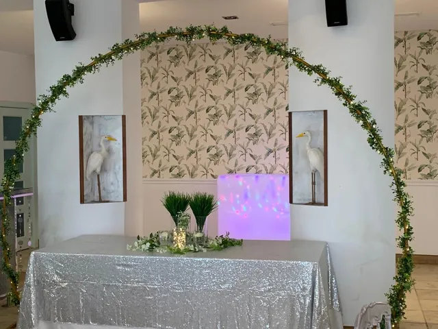 Sully Beach Eventos and Coffee & Drinks Lounge