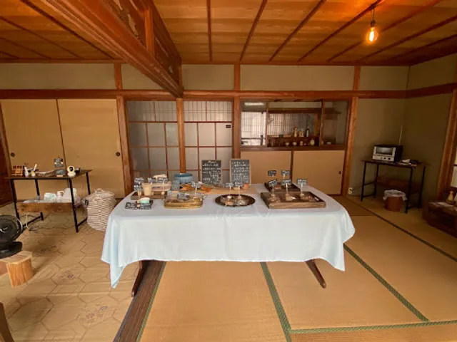 グルテンフリーのお米パンとおやつのお店 Kattstrumpor（キャッツトランパー）