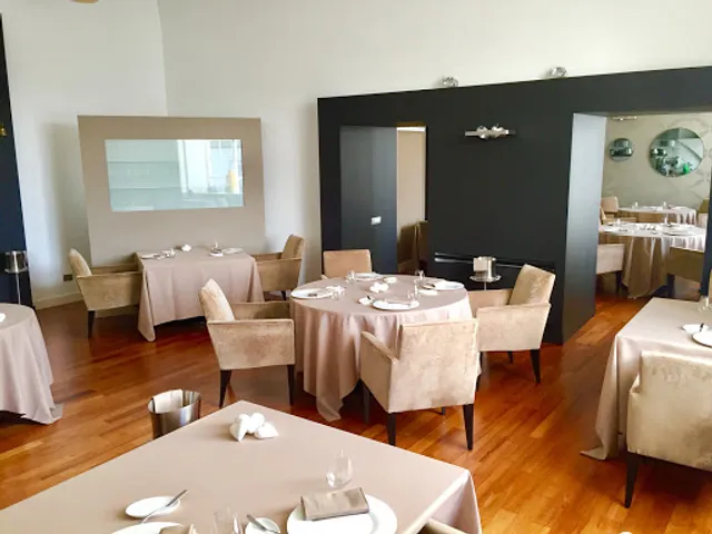 Le Scuderie del Castello di Govone