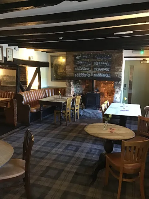 Crossways Inn and Bed & Breakfast