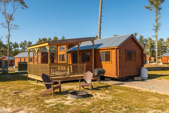 Jellystone Park™ Cranberry Acres