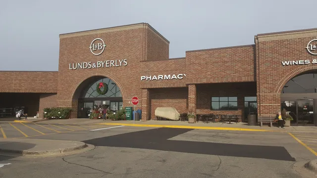 Lunds & Byerlys Chanhassen