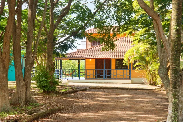 Arecibo Chalet Abreu