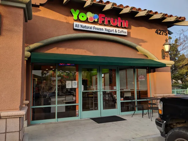 YoFrutii Frozen Yogurt
