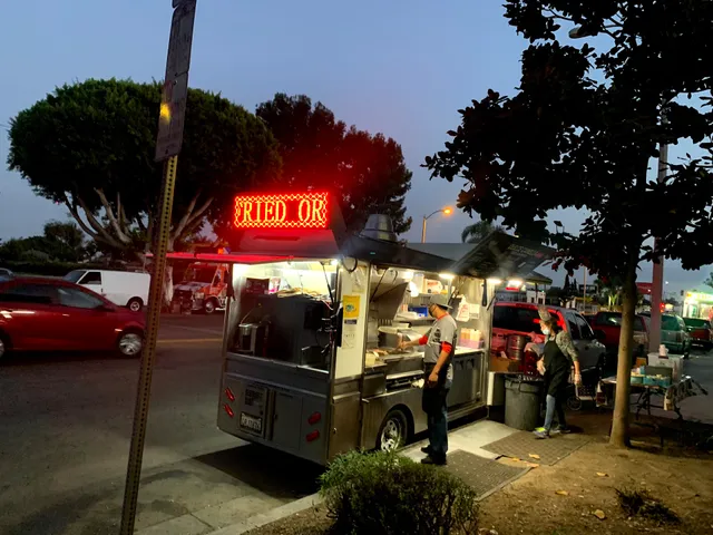 DULCE CANELLA COMPTON (FOOD TRUCK)