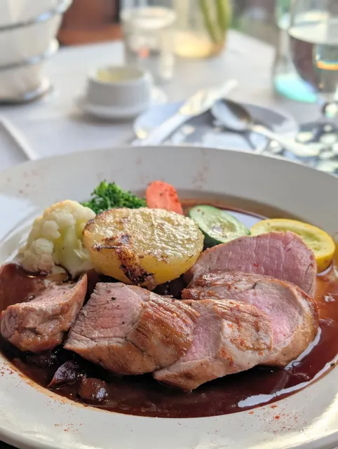 Sibo Restaurant Elk Cove Inn