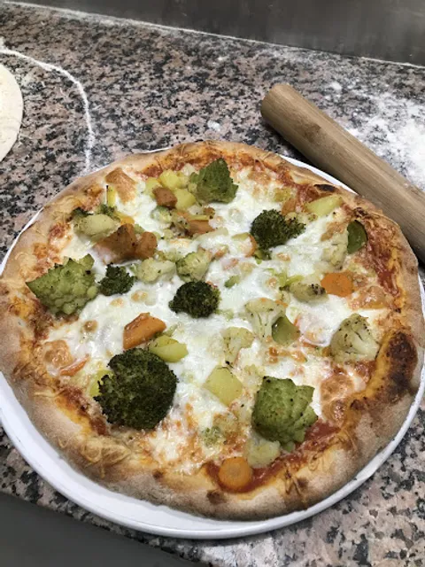 DIX10 pizza