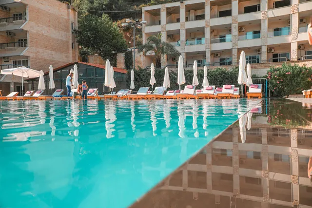 Le Tournant Hotel & Resort