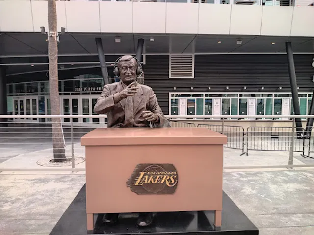 Chick Hearn Statue