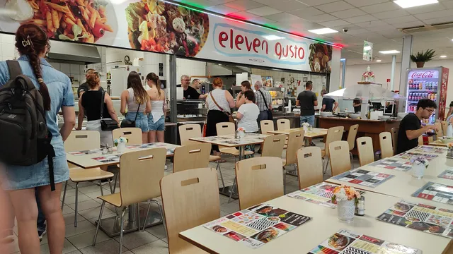 Eleven Gusto