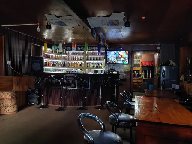 The Local Cheer's & Beer's Pub