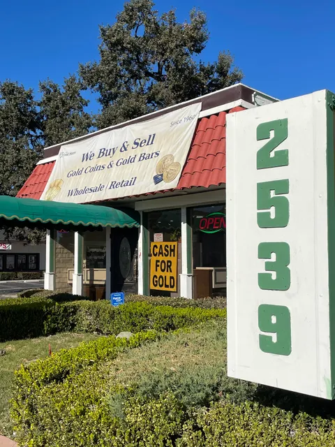 The Gold Store - Fine Jewelry and Diamonds