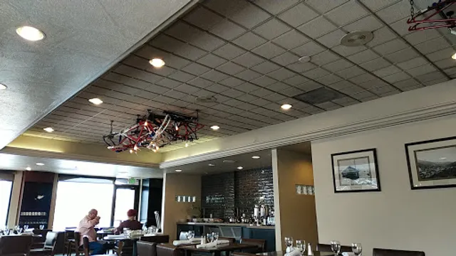 1800 Park Restaurant