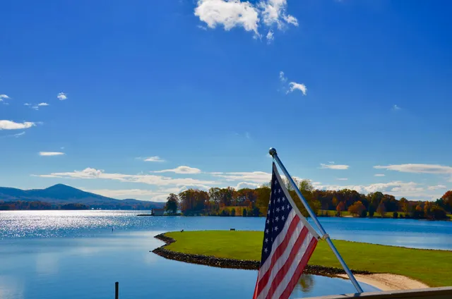 Peaceful Haven at Smith Mountain Lake