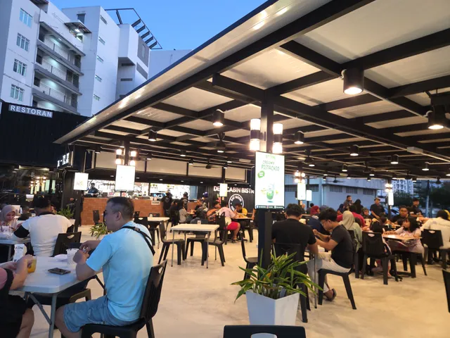 Der' Cabin Bistro Tebrau