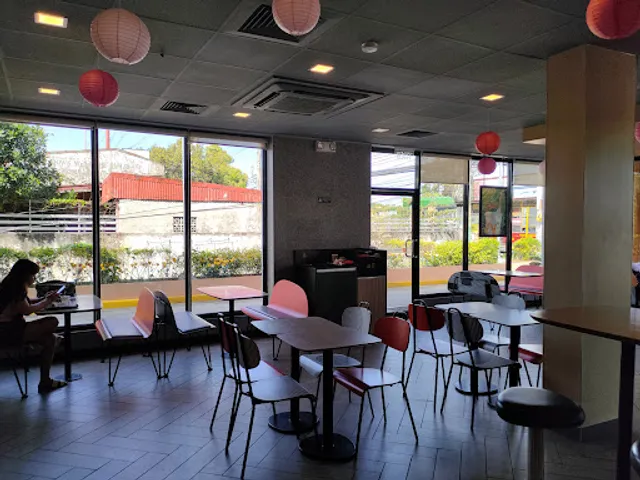 McDonald's Dasma Salitran