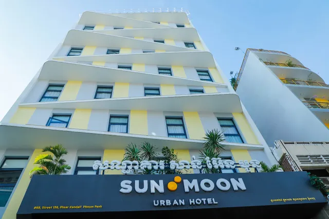 SUN & MOON, Urban Hotel