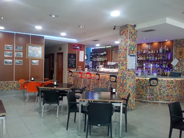 Bar Restaurante Asociación De La Tercera Edad De Albelda De Iregua