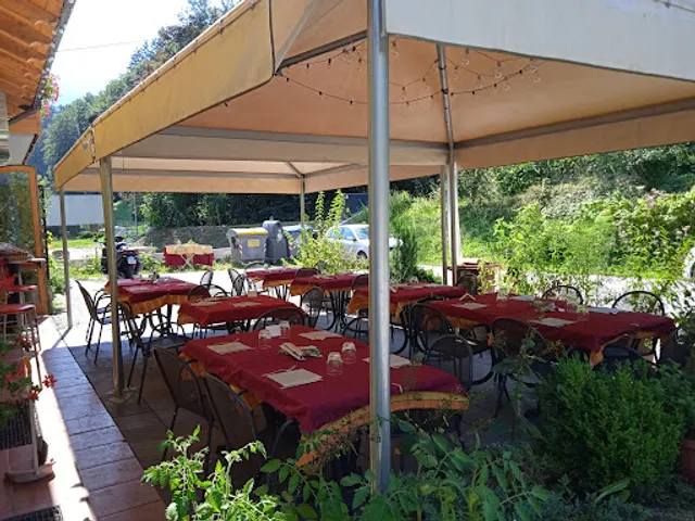 Il PICCHIO Ristorante Tipico Bed & Breakfast