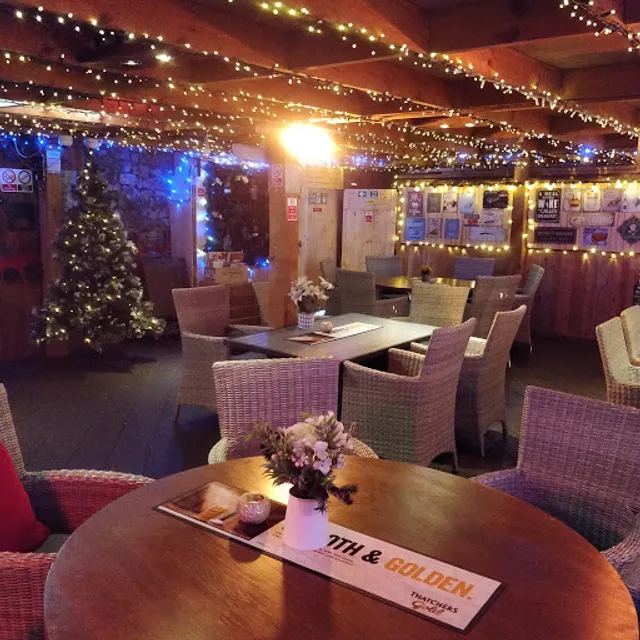 The White Hart Inn - Weston In Gordano